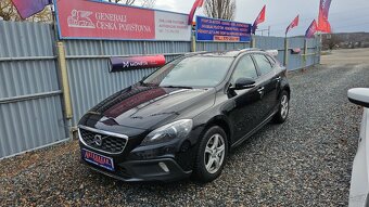 VOLVO V40 2.0 D3 150 SUMM CROSS COUNTRY - 3