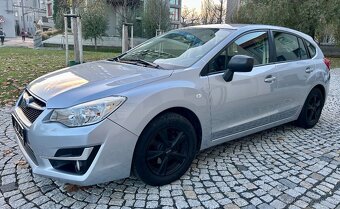 SUBARU IMPREZA 1.6i BENZÍN 4x4 AUTOMAT-VYHŘEV-SERVISKA-2017 - 3