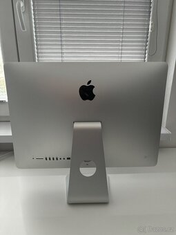 Apple iMac 21.5" Late 2013 + Magic Mouse + Magic Keyboard - 3