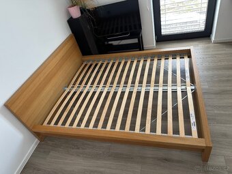 Postel IKEA MALM 160x200 Dub + rošty - 3