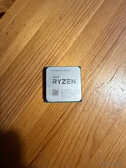 AMD RYZEN 5 3600X - 3