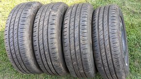 Skoda fabia Barum 185/60 R14 - 3