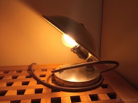 Kovová retro lampička s dobovou žárovkou - 3