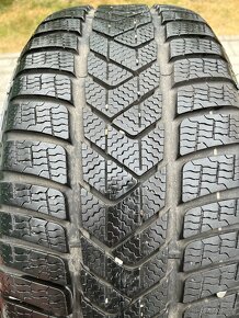 PIRELLI WINTER SOTTOZERO 3 245/40/19 - 3