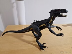 Indoraptor, Indominus Rex - Jurassic World Action Figures - 3