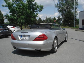 Mercedes-Benz SL 500 V8 - 3