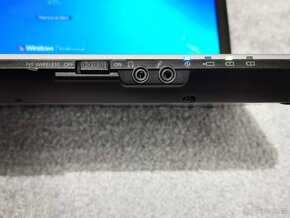 Fujitsu LifeBook E752 - 3