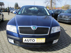 Škoda Octavia 1,6 FSI Elegance DIGI.KLIMA - 3