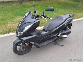 Honda PCX 125 ,CZ - 3