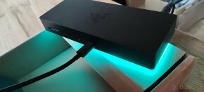 Dokovací stanice RAZER Chroma Thunderbolt 4 - 3