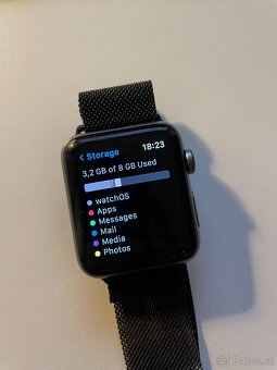 Apple Watch Series 3 Space Gray 42mm - 3