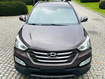 Hyundai Santa Fe 2.2 4x4 AUT VÝHŘEV LED KAM TAŽNÉ SERVISKA - 3