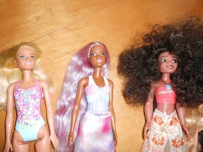 Panenky BARBIE - 2x MATTEL+1x HASBRO+1x DFAOI+1x bez značení - 3