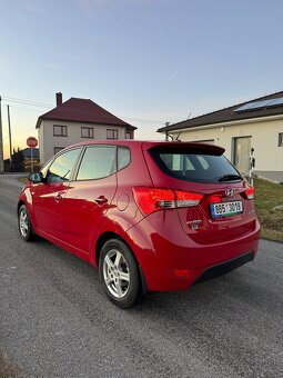 Hyundai IX20 1.6i TRIKOLOR - 3