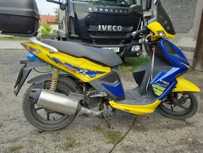 Moped Kymco Super8 50 - 3