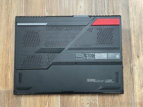 ASUS ROG Strix G513IE - 3