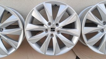 Prodám zánovní original aludisky Seat Ateca 5x112 R17 - 3