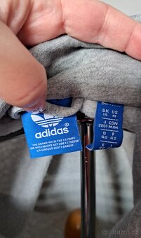 Hezká dámská mikina Adidas - 3