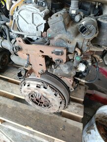 Motor Citroen C8 2.0-100 kW typ:RHR - 3