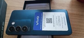 Tři měsíce starý mobil Vivo v40s 5G se zárukou - 3