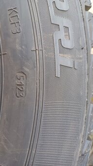 4Xzimní 185/65R15 88H, DOT 5123 - 3