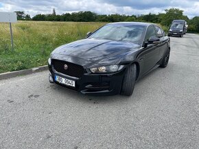 Jaguar XE.R-Sport - 3