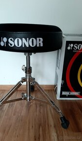 Prodám novou masivní sedačku Sonor DT6000 RT - 3