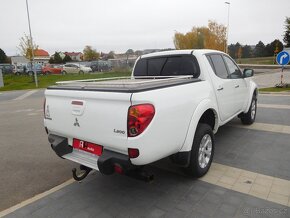 Mitsubishi L200 2.5 DID 4WD Dakar, 131 kW, Automat, 4X4 - 3