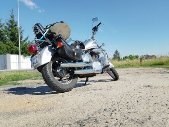 Suzuki Intruder LC 125ccm - 3