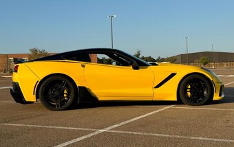 Prodam Chevrolet Corvette C7 Stingray Coupe - 3