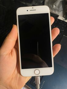 iPhone 8, 64GB, gold - 3