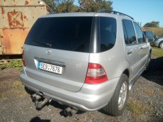 Mercedes ml w163 270 cdi manuál facelift - 3