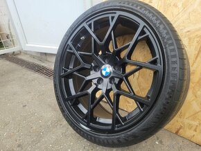 Prodám krásné dvourozmerné alu kola 5X112 R19 obuté - 3