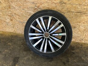 ORIGINÁLNÍ ALU DISK VW PASSAT  3AA 601 025 G  7,5Jx17H2 ET47 - 3