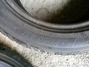 225/50/17 98v Michelin - zimní pneu 2ks - 3