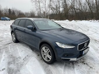 Volvo V90 Cross Country - 3