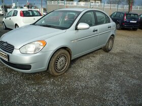 HYUNDAI    ACCENT 1,4 I / 71,3 KW//TAŽNÉ ZAŘÍZENÍ - 3