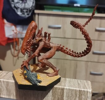 Alien figurka - 3