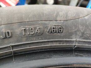 Pneu Pirelli Cinturazo 215/55 17 94V - 3