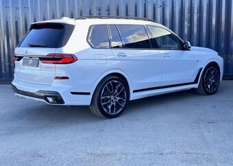 BMW X7 automat nafta 250 kw 2022 - 3