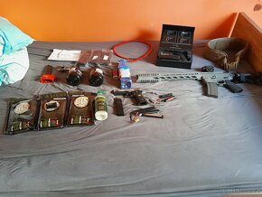 Prodám airsoft výbavu- ar, pistole, hpa, granat... - 3