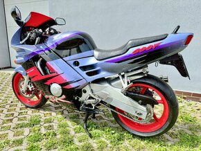 Honda cbr 600 - 3