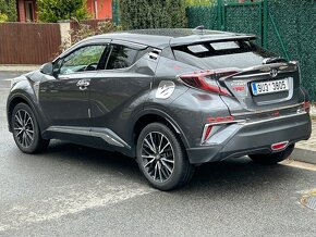 Toyota C-HR 1.2T 11/2017 EXECUTIVE CZ 1.maj. 54.750km - 3