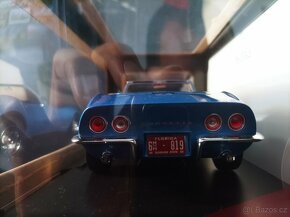 Chevrolet corvette convertible 1969 1:18 Norev - 3