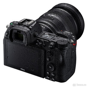 Nikon Z 7II Mirrorless Digital Camera with NIKKOR Z 24-70mm - 3