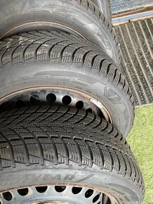 FORD SADA ZIMNÍ PNEU 205/55 R 16 GOOD YEAR - DOT 2923 - 3