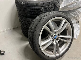 Prodám originální litá kola BMW 275/35 R20 vč. gumy - 3