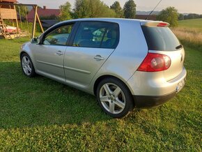 Prodám Golf V 2.0 i sport 110 kw - 3