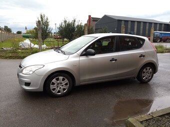 Hyundai i30 HB,1.4 80kW r.v.2008 - 3