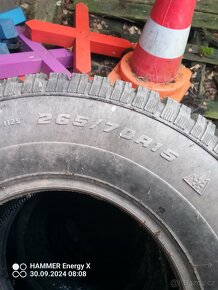 Pneu 265/70 r15 zimní - 3